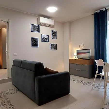Stazione Blu Novecento Apartment *